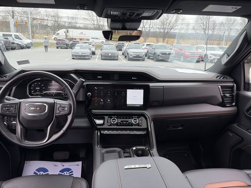 Used 2024 GMC Sierra 2500 AT4 w/ AT4 Premium Plus Package image 36