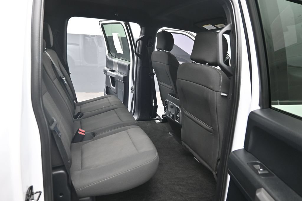 Used 2017 Ford F150 XLT w/ Equipment Group 302A Luxury AWD/4WD image 28