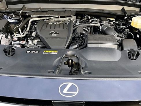New 2025 Lexus TX 500h AWD image 11