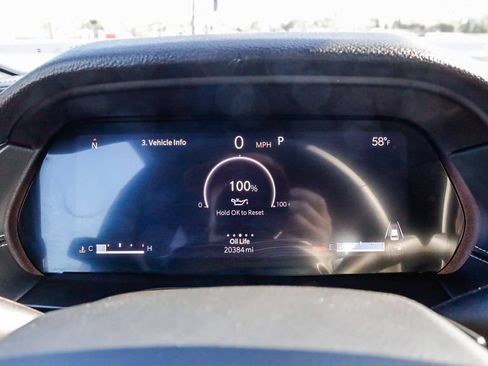 Used 2025 Jeep Grand Cherokee Altitude AWD/4WD image 27