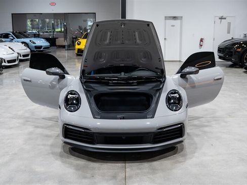 Used 2024 Porsche 911 Carrera T RWD image 38
