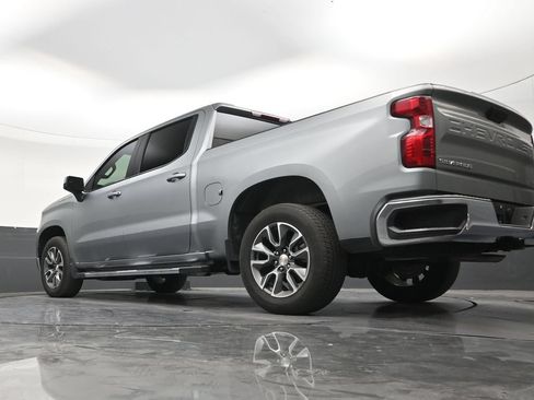 Used 2025 Chevrolet Silverado 1500 LT RWD image 21