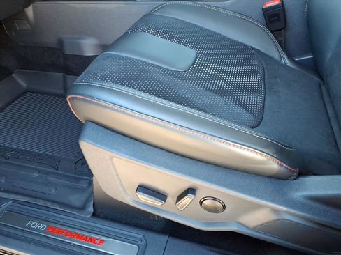 New 2025 Ford Bronco Raptor image 11