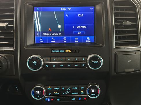 Used 2021 Ford Expedition Limited AWD/4WD image 13