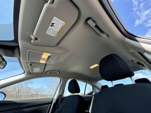 Used 2025 Nissan Sentra S w/ Trunk Package FWD image 18