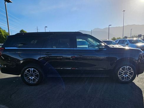 Used 2025 Ford Expedition Max Active AWD/4WD image 2