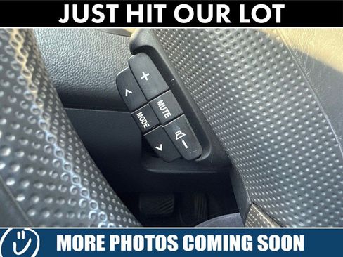 Used 2006 Suzuki Aerio SX FWD image 18