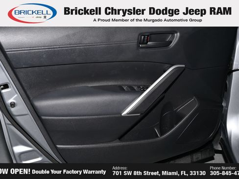 Used 2024 Toyota Corolla Cross LE w/ Moonroof Package FWD image 15