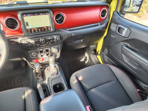 Used 2023 Jeep Gladiator Rubicon w/ LED Lighting Group image 20