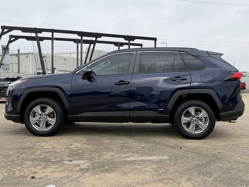 Used 2024 Toyota RAV4 XLE w/ Convenience Package AWD/4WD image 6