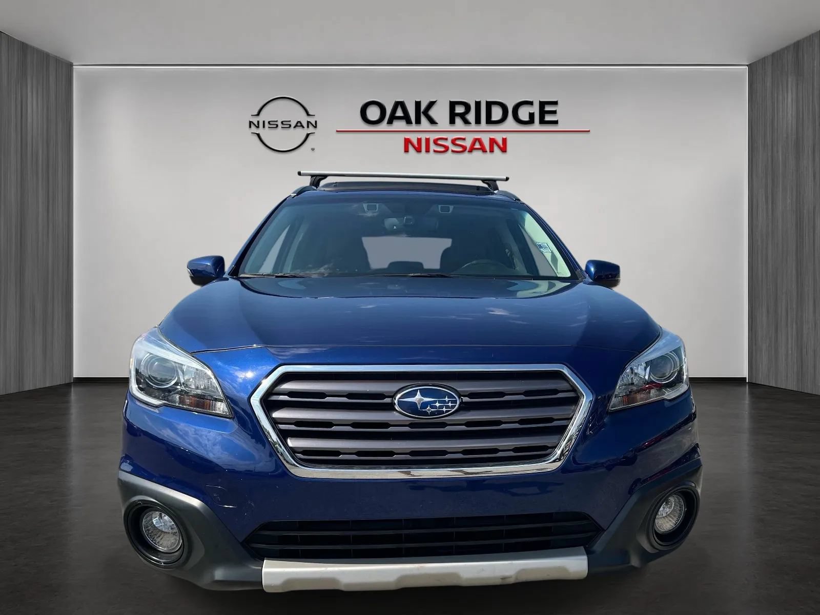 Used 2017 Subaru Outback 3.6R Touring AWD/4WD image 8