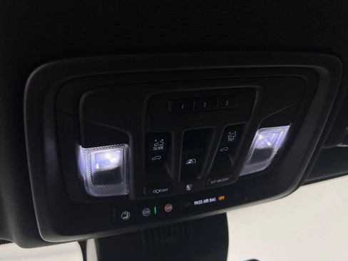 Used 2024 Chevrolet Silverado 2500 High Country w/ LPO, Dark Essentials Package AWD/4WD image 29