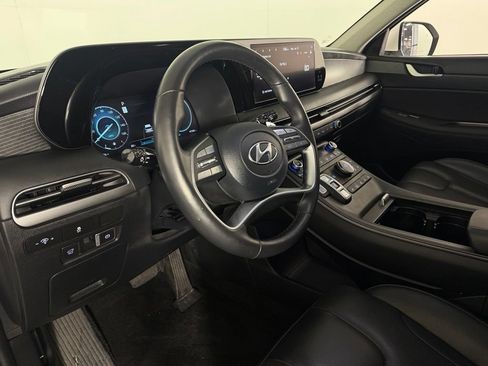 Used 2023 Hyundai Palisade Limited FWD image 22