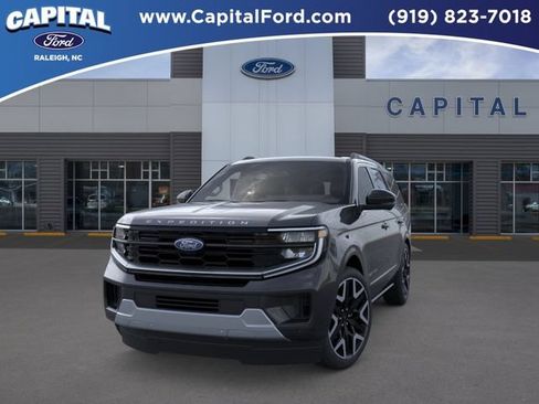 New 2026 Ford Expedition Platinum w/ Platinum Ultimate Package AWD/4WD image 2