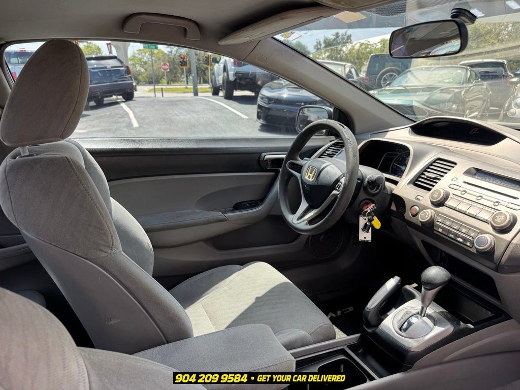 Used 2010 Honda Civic LX image 32