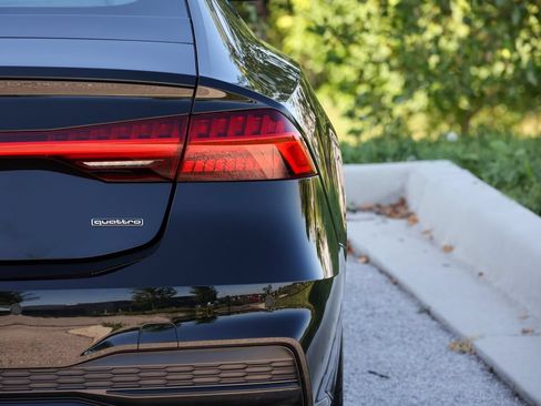 Used 2021 Audi A7 e Premium Plus AWD/4WD image 24