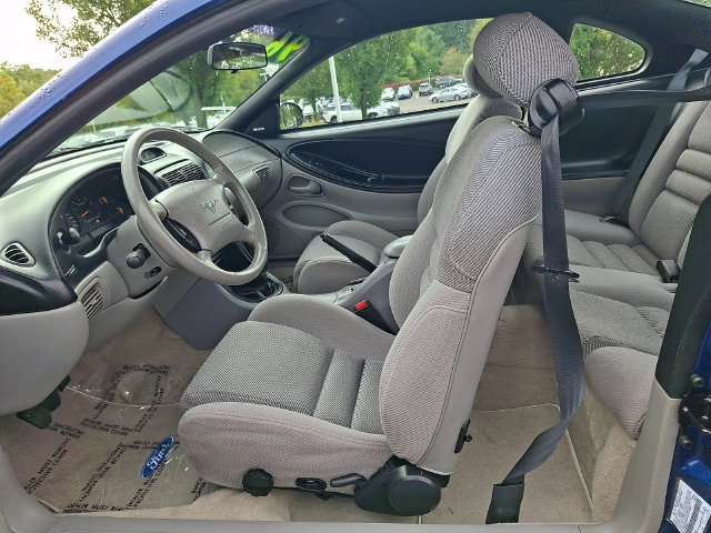 Used 1996 Ford Mustang GT RWD image 13