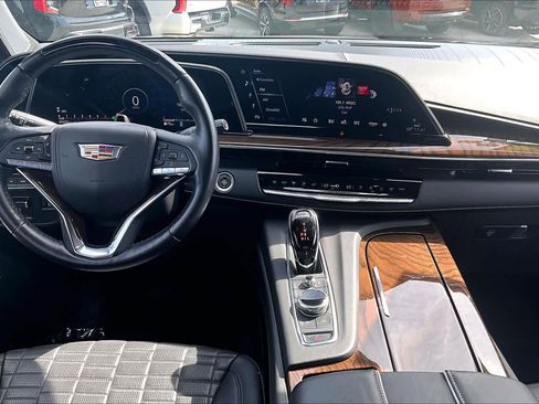 Used 2023 Cadillac Escalade Sport Platinum w/ LPO, ONYX Package image 14