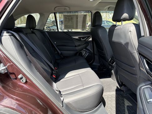 Used 2025 Subaru Outback Limited w/ Popular Package #2 image 29