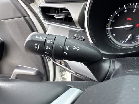 Used 2021 Toyota Highlander Limited image 27