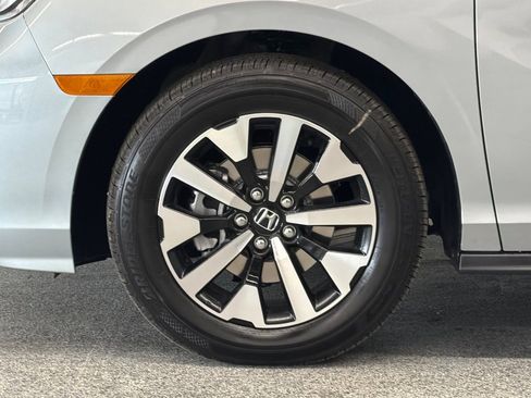 New 2026 Honda Odyssey EX-L image 25