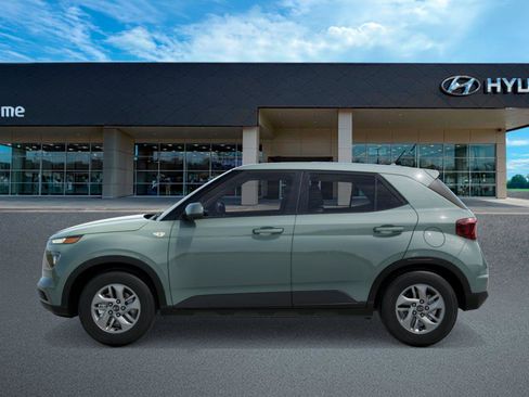New 2026 Hyundai Venue SE FWD image 3