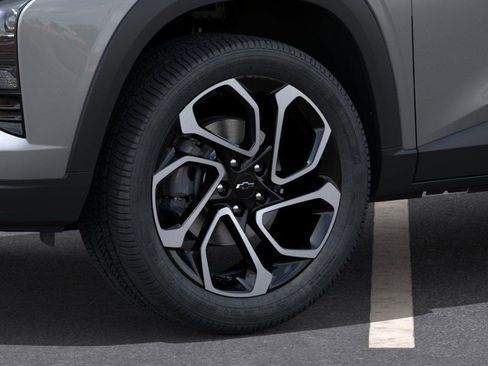 New 2025 Chevrolet Trax RS w/ Driver Confidence Package image 10