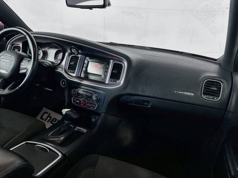 Used 2015 Dodge Charger SE w/ Power Sunroof Group RWD image 20