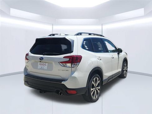 Used 2023 Subaru Forester Limited w/ Popular Package #3 AWD/4WD image 5