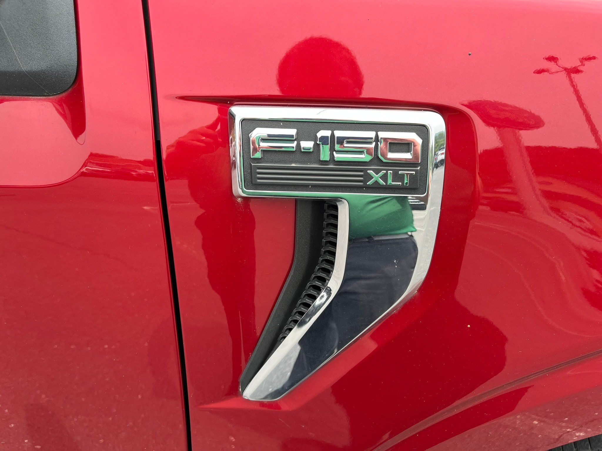 Used 2022 Ford F150 XLT w/ Equipment Group 301A Mid AWD/4WD image 5