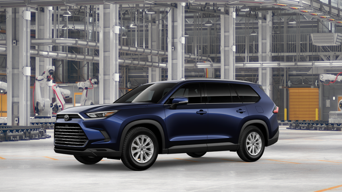 New 2026 Toyota Grand Highlander XLE FWD image 3