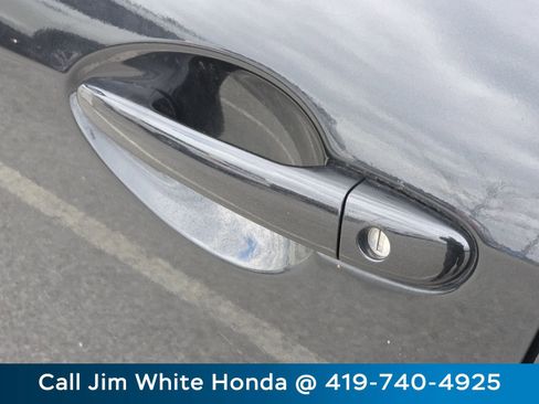 Used 2010 MAZDA MAZDA3 i Touring image 16