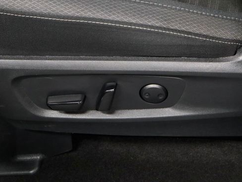 Certified 2025 Nissan Pathfinder SV AWD/4WD image 25