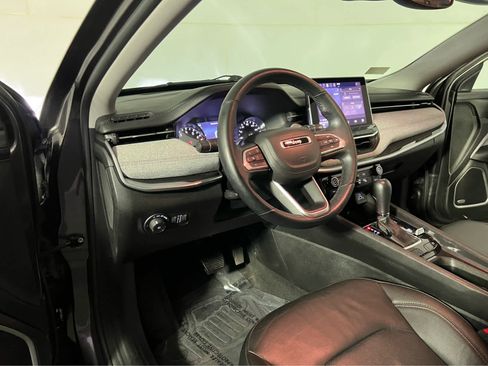 Used 2022 Jeep Compass Latitude w/ Sun and Sound Group image 22