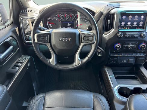 Used 2020 Chevrolet Silverado 1500 LT Trail Boss AWD/4WD image 29