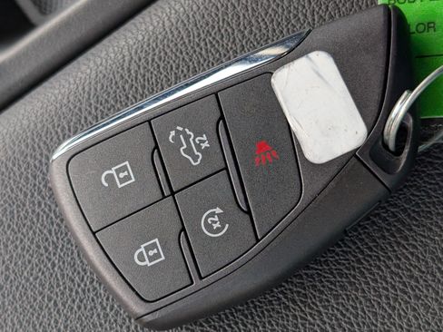 Used 2024 Chevrolet Silverado 2500 LT w/ Convenience Package image 32