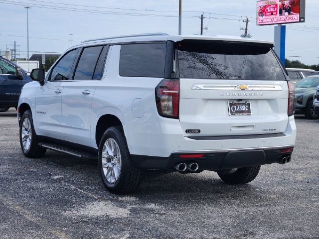 Used 2021 Chevrolet Suburban Premier RWD image 5