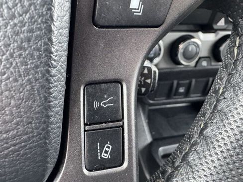 Certified 2023 Toyota Tacoma TRD Sport image 28