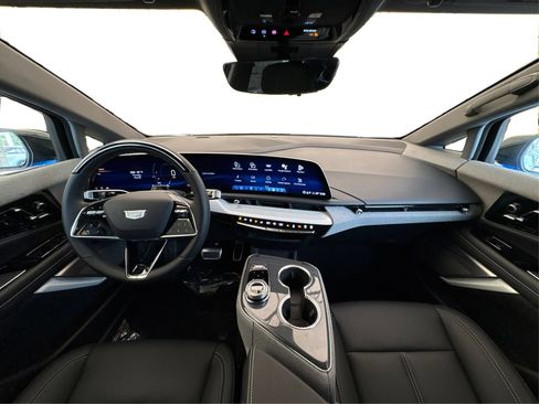 New 2026 Cadillac Optiq Luxury 1 RWD image 22