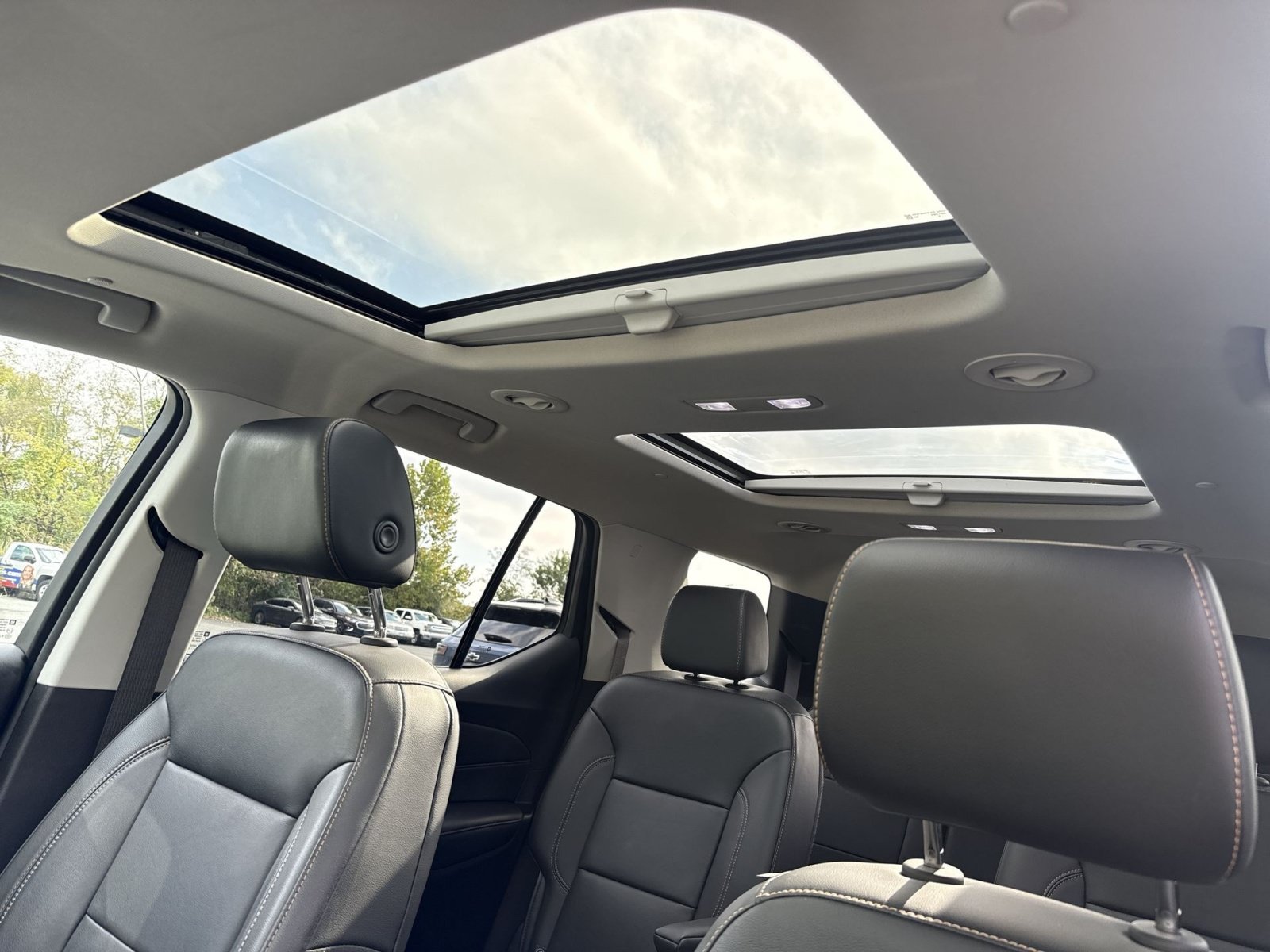 Used 2019 Chevrolet Traverse RS w/ LPO, Floor Liner Package AWD/4WD image 25