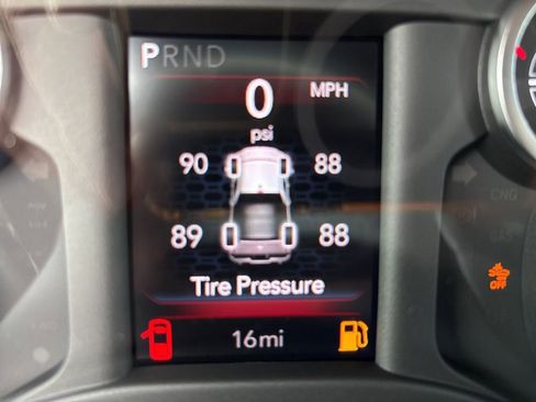 New 2025 RAM 2500 Big Horn AWD/4WD image 31