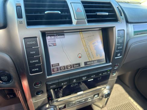 Used 2019 Lexus GX 460 Premium AWD/4WD image 23