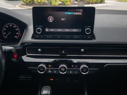 Used 2022 Honda Civic Sport image 22