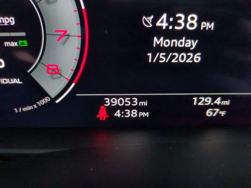 Used 2021 Audi A6 Premium Plus w/ Premium Plus Package image 22