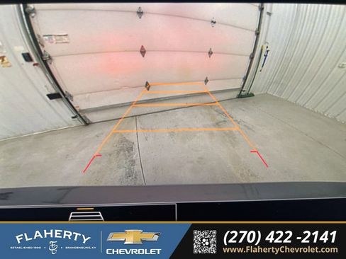 Used 2023 Chevrolet Traverse LS w/ Safety Package image 32