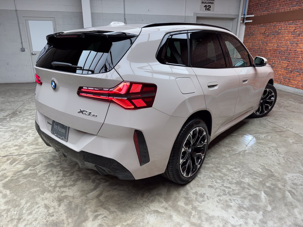 Used 2026 BMW X3 xDrive30i w/ Premium Package AWD/4WD image 5