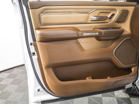 Used 2019 RAM 1500 Limited image 33