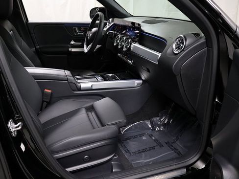 Certified 2026 Mercedes-Benz GLB 250 GLB 250 image 33