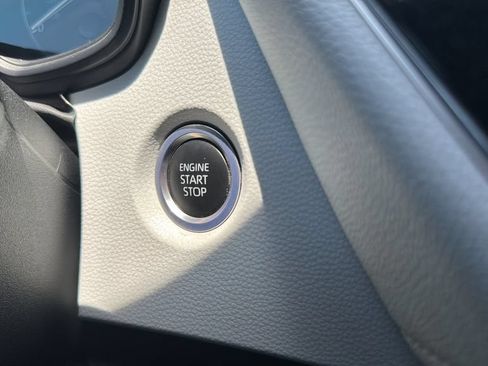 Used 2024 Toyota Corolla SE FWD image 20