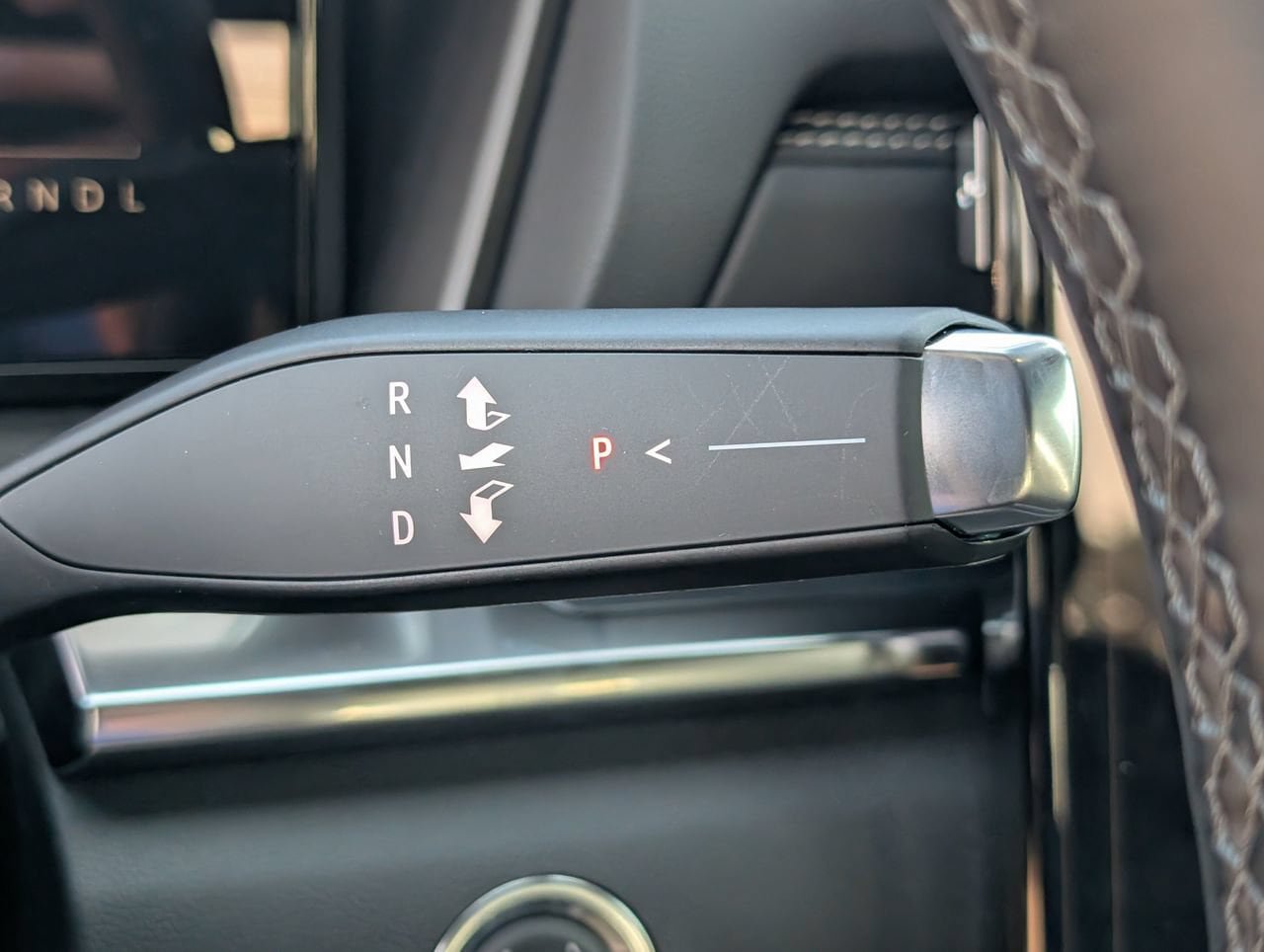 New 2027 GMC Terrain Elevation w/ Elevation Premium Package FWD image 18